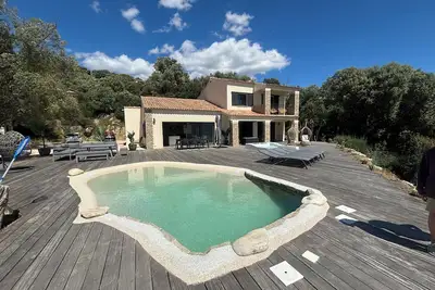 Image de Casa Nostra, vue mer et sur la baie de Propriano