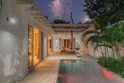 Image de This villa is a 3 bedroom(s), 2 bathrooms, located in Tulum, .