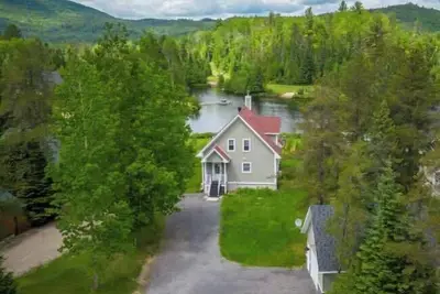 Image de Chalet Détente : Spa, Foyer!