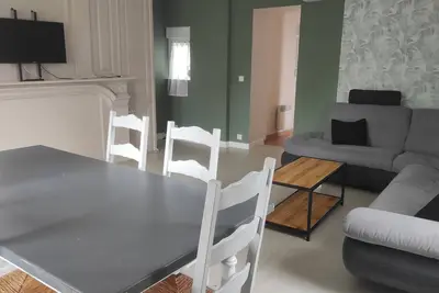 Image de Bienvenue à la casa T4 Rdc ***