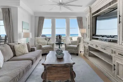 Image de WaterSound Beach Retreat | Pool & Gulf Views + Free Attraction Tickets!