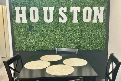 Image de Spacious 4-bedroom townhome in lovely Houston with Ac, WiFi