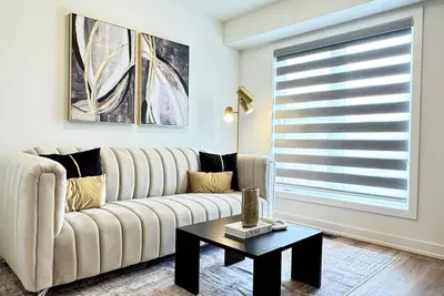 Image de Canal Front 3br House in Welland