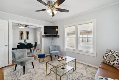 Image de New! Charming Bungalow in McKinney – Walk to Downtown