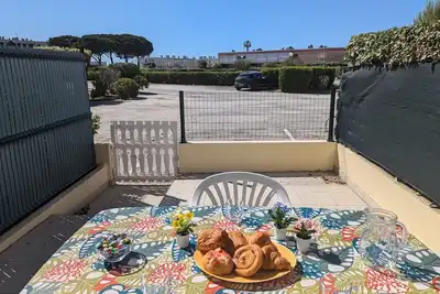 Image de Sol-y-Days le Canastel 2, studio avec terrasse proche plage