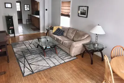 Image de Bright and Spacious Two Bedroom