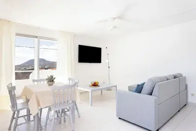 Image de Oasis Tenerife Rentals - 1 bedroom apartment - terrace - shared swimming pool