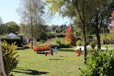 Image de mobile home 2 chambres 6 personnes avec climatisation 6 personnes