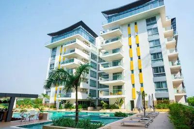 Image de Chic 2Bedrooms Resort Style Living- Heart of Cantonments Accra. WiFi/ Parking.