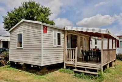 Image de Camping 4 étoiles - Piscine - ccb0cfi