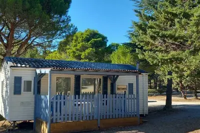 Image de Camping 3 étoiles - Piscine  - ccb0ffd