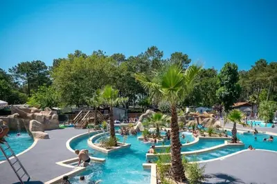 Image de ZEcamping 5 étoiles piscine chauffée locatif 36m2