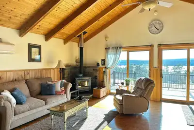 Image de Amazing Lake View~Wood Stove~Deck~Outdoor Shower