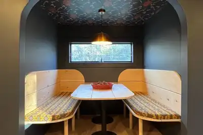 Image de Designer renovated 2-Bedroom 1920s cottage in Sullivan County Catskills