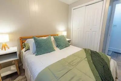 Image de Spacious 4-bedroom house in marvelous Pittsburgh with WiFi, Ac