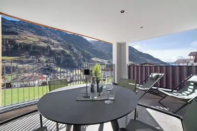 Appartement 'Heuglück' avec vue sur les montagnes, terrasse privée et Wi-Fi