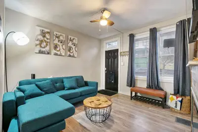 Image de 2br in Garfield- Near Hospitals, UPitt & Good Eats