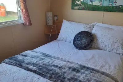 Image de 3 Bed-Sleeps 6-Pet Friendly-5 Mins to Beach