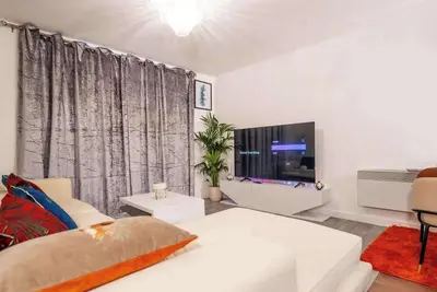 Image de ApartmentSleeps4-CityStay-View over River Irwell