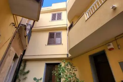Image de Casa Sciesa su due livelli à città - climatizzata - wifi