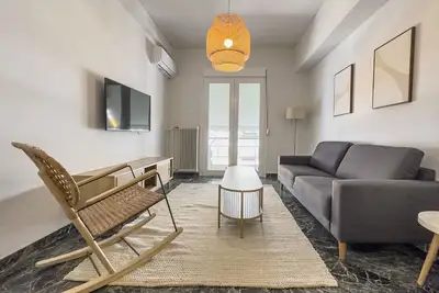 Image de Phaedrus Living: Koukaki Verdant Marble