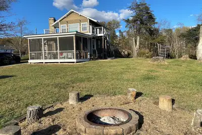 Image de Shenandoah 3br Mountain Retreat on 15 Acres – Views, Fire Pit, and More!