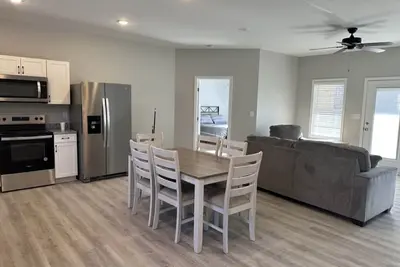 Image de The Frog Suite - Water Front View