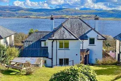 Image de Bryn Eithin, pet friendly, character holiday cottage in Porthmadog