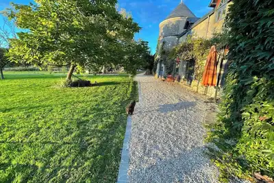 Image de Tranquil Villa with Private Tennis Court and Pool in Challes, Pays de la Loire