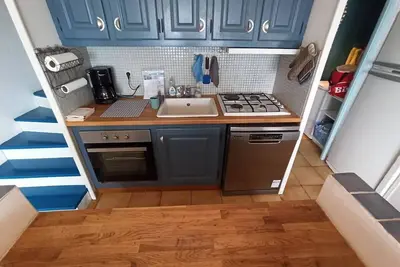 Image de Townhouse apartment with stunning views and less than ten minutes walk to the beach