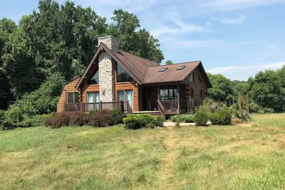 Image de Charming 2-bedroom cabin close to Fair Hill on horse farm