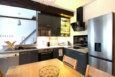 A quelque pas du chateau Maison avec garage
