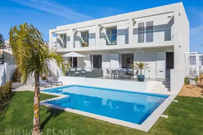 Image de Villa Alba – Albufeira Premium by Misha’s Place