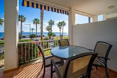 Image de BeachHouse with Pool, Parking & Stunning sea Views