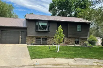 Image de 3-bedroom house in lovely Pierre with Ac, WiFi. Super host on the other site