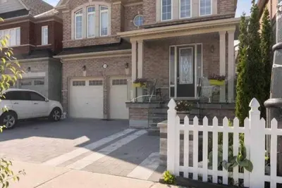 Image de Comfortable & Cozy 2br Hideaway
