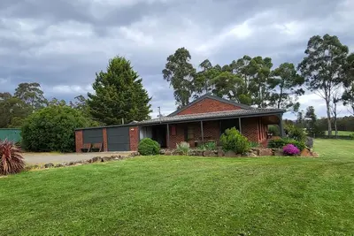 Image de Beauty View\nFamily friendly, peaceful, private close to local shops farm animals