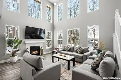 Image de Ruby’s house - nice - peaceful place 5bed 12sleeps