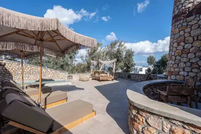 Image de Pithos apartments is a complex of 5 full equipped apartments