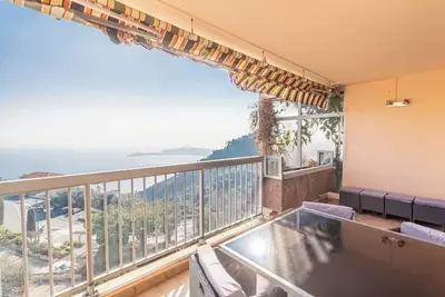 Image de Superbe 2 pièces à 10mins de Monaco