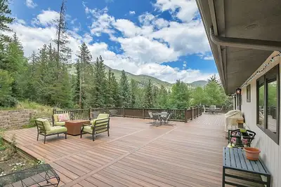 Image de Bear Creek Front Home*3 beds*Firepit