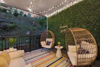 Image de The Branson Breeze! 4br • 3ba • Arcade • 2 Living Rooms  • 5 Min to Strip • Pool