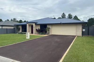 Image de Family retreat in Caboolture big house