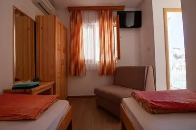 Image de 3 Triple Room With Private Parking