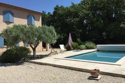 Image de Maison provençale avec piscine dans le Lubéron