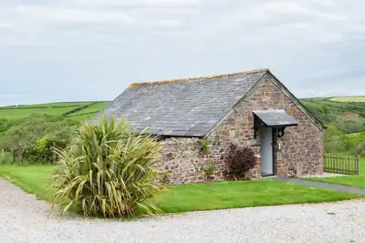 Bligh - sleeps 2 guests  in 1 bedroom