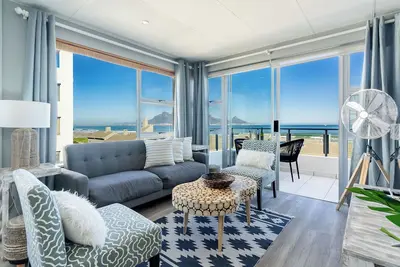 Image de Oceanview Blouberg Apt | Kitesurfing | Pool