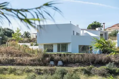 Image de Golden House • Countryside Beach House