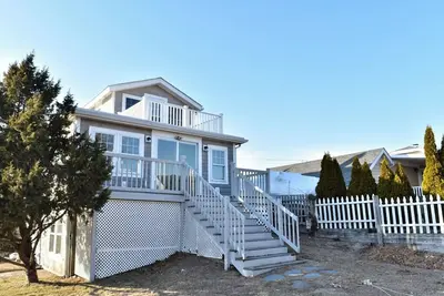Image de Pet friendly cottage in Snug Harbor, South Kingstown - Perfect family getaway!