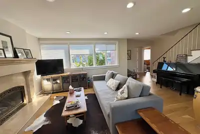 Image de Charming 3-bedroom house near downtown Half Moon Bay and beaches